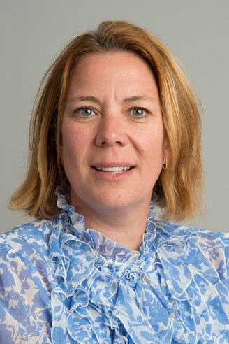 Elsa van der Linden, gemeentesecretaris
