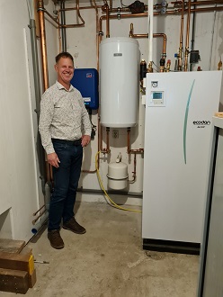 Erwin bij de warmtepomp