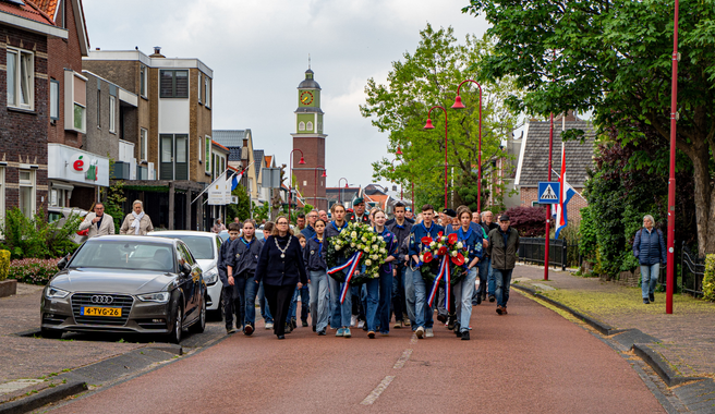 Stille tocht tijdens Dodenherdenking 4 mei 2026